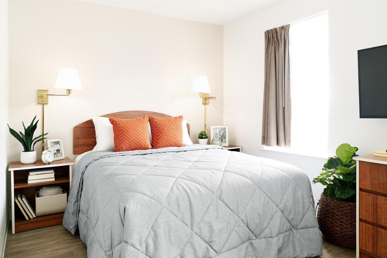 Intown Suites Extended Stay Dallas Tx - Medical Center Экстерьер фото